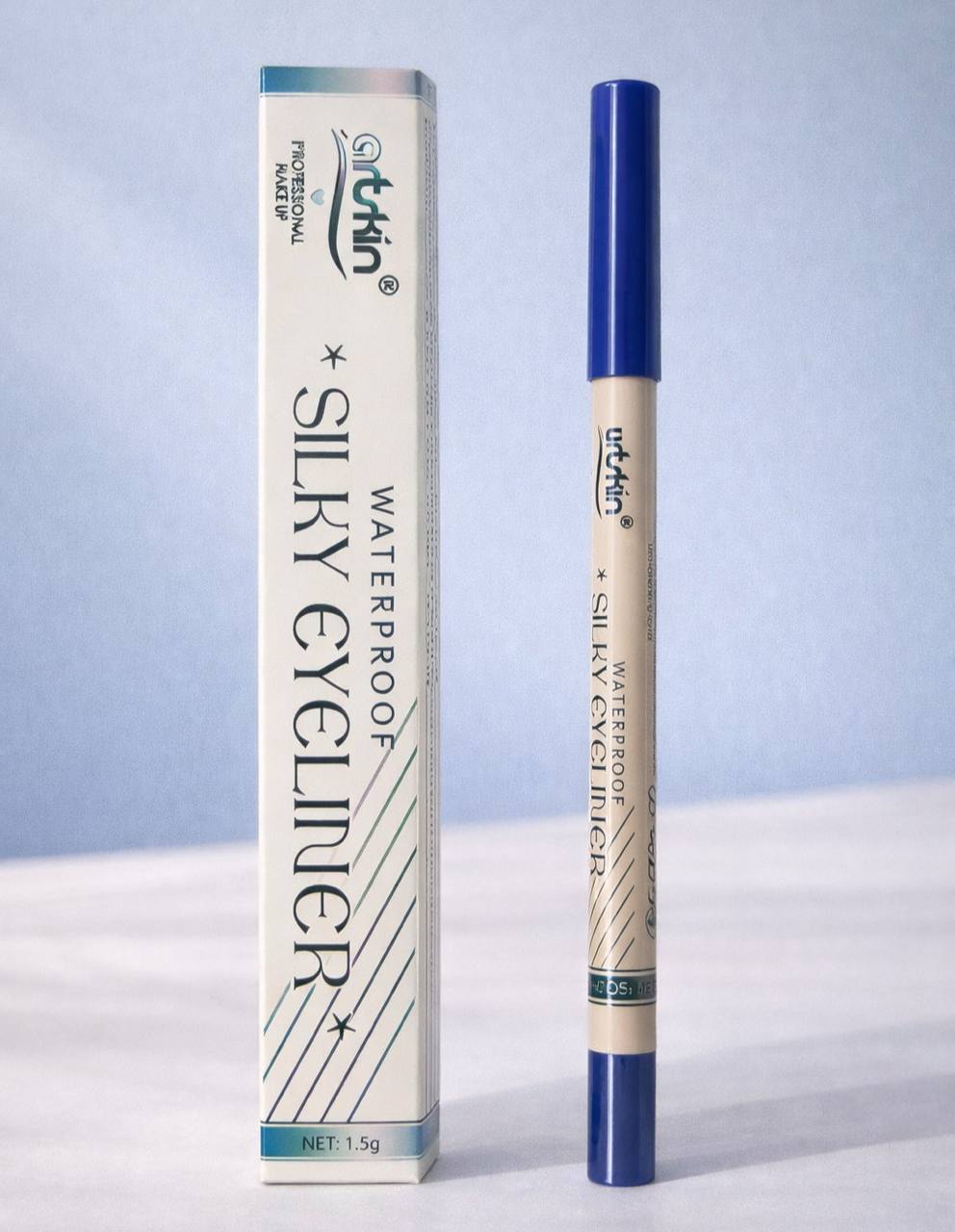 خط چشم مدادی رنگ سورمه ای آرت‌اسکین 