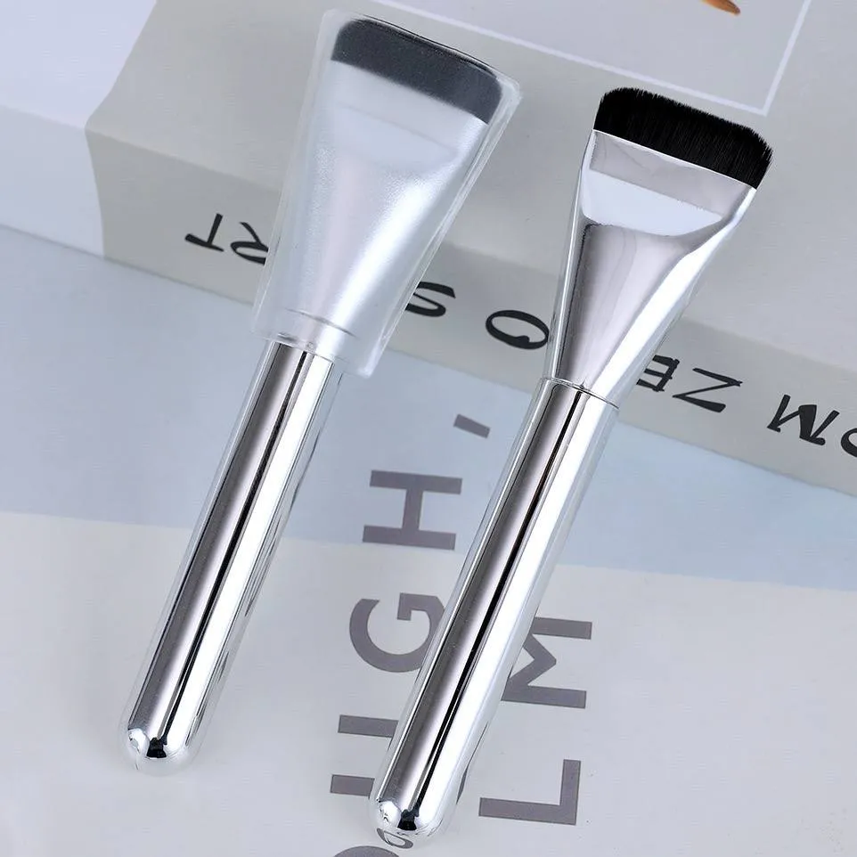 براش تخت ماسک و کرم پودر دسته نقرهای