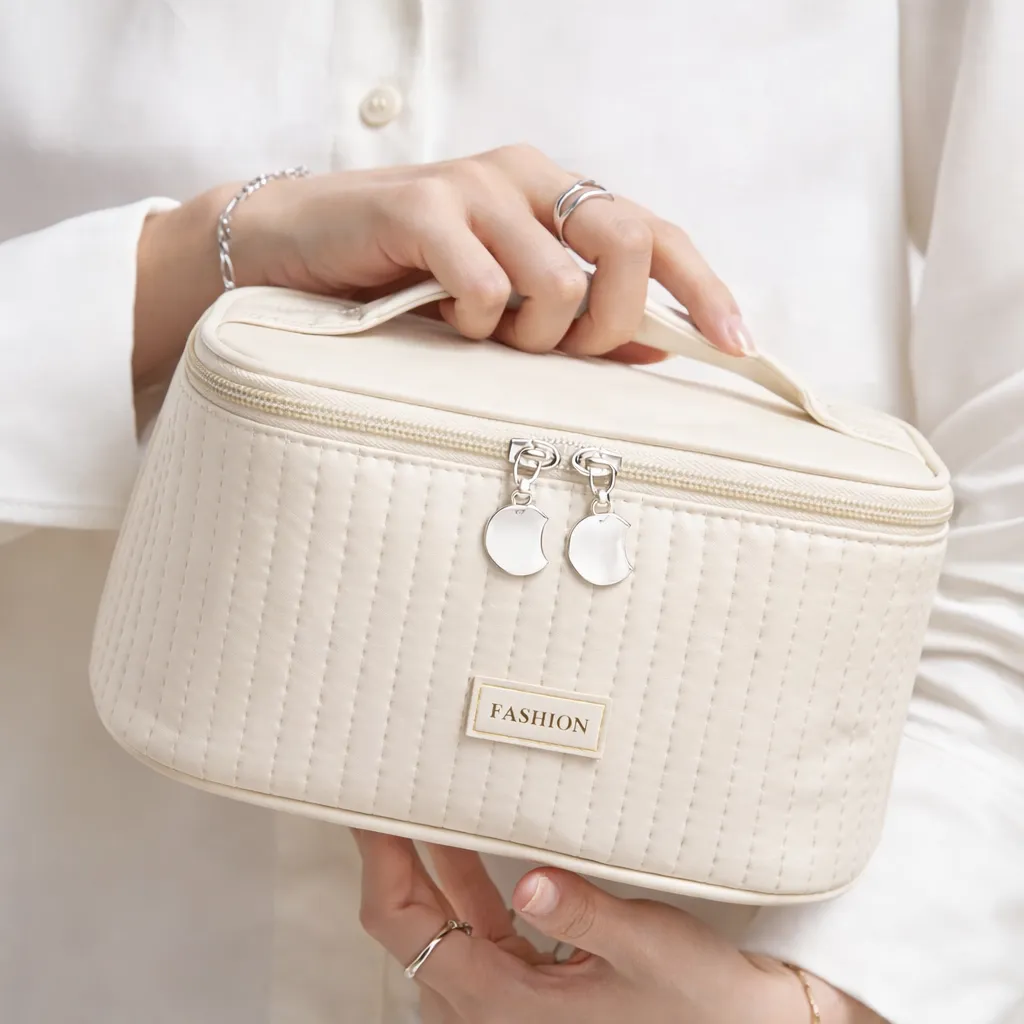 کیف لوازم آرایش مدل کویین باکس Fashion