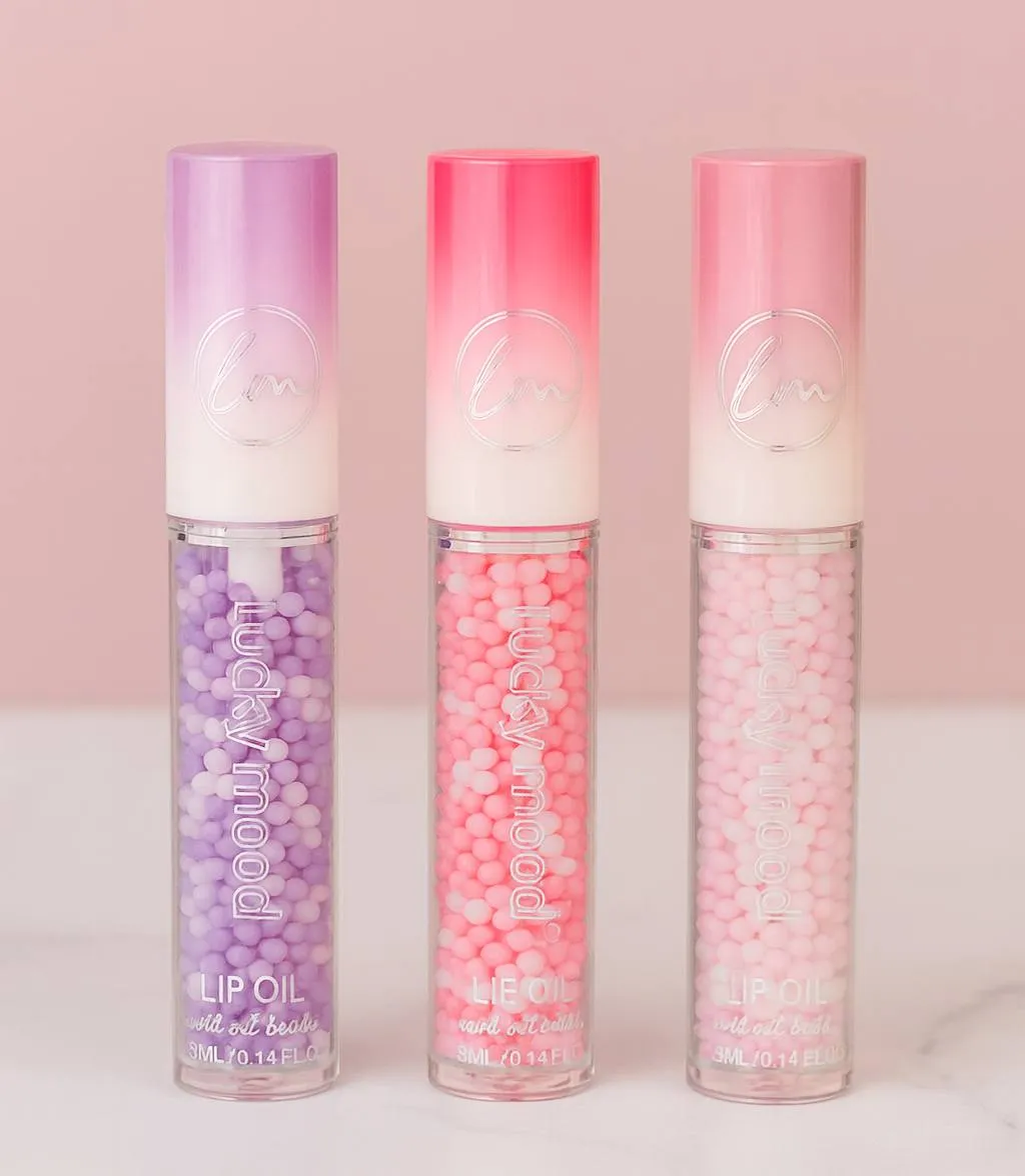 روغن لب (Lip Oil) با دونه‌های رنگی فانتزی