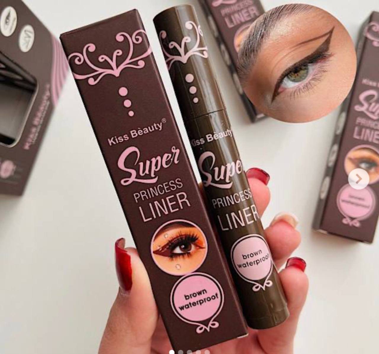 خط چشم ماژیکی قهوه‌ای 